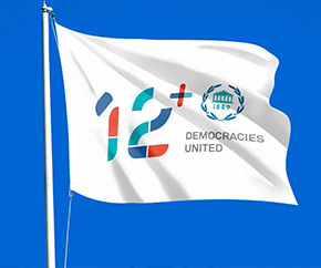 Drapeau du groupe des 12+