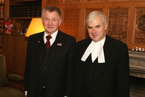 The Honourable Dan Hays, Senator, Speaker of the Senate of Canada, hosts an official reception and dinner in honour of H.E. Mr. Longin Hieronim Pastusiak, Speaker of the Senate of the Republic of Poland and his delegates