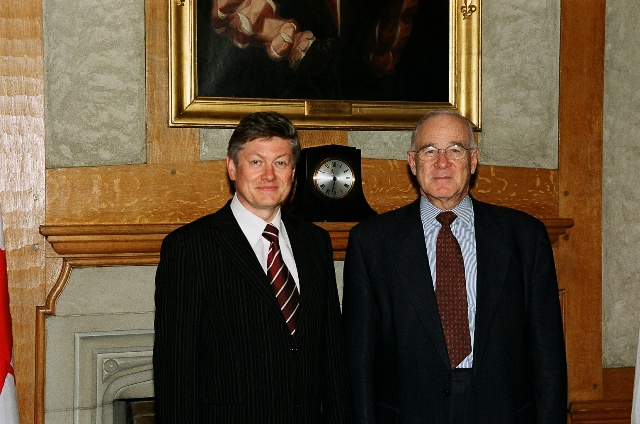 The Honourable Dan Hays, Speaker of the Senate of Canada, and His Excellency Artūras Paulauskas, Chairman of the Seimas of the Republic of Lithuania