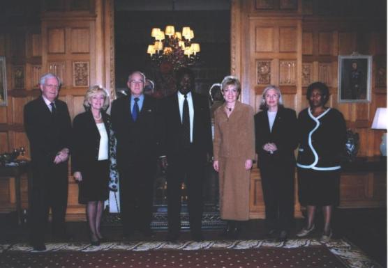 L'honorable Daniel Hays, sénateur, Président du Sénat du Canada, est l'hôte d'une réception et d'un dîner officiels en l'honneur de l'honorable Matlapeng Ray Molomo, PH., CONM., député, Président de l'Assemblée nationale de la République du Botswana