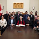 Protocol POSP with Parl Librarian

CD__7735
27 February 2020


 Ottawa, ONTARIO, on 27 February, 2020. 

Credit: Christian Diotte, House of Commons Photo Services

© HOC-CDC, 2020